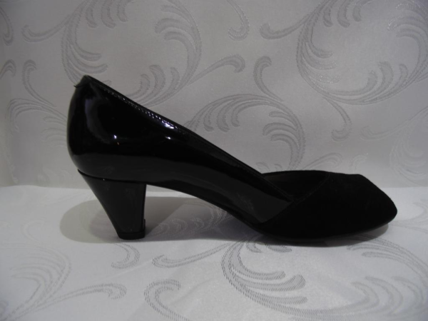 Pantofi decupati dama piele naturala lacuita Corvaris - Model 400